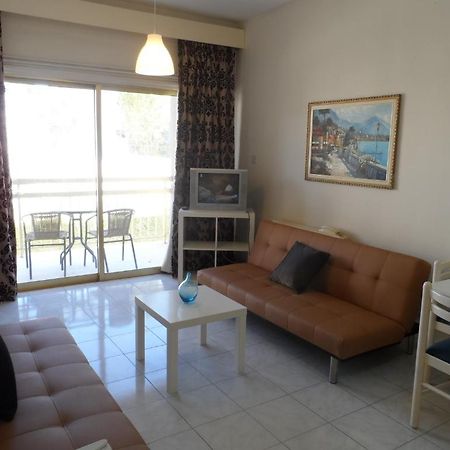 Geotanya Apartments Limassol Habitación foto