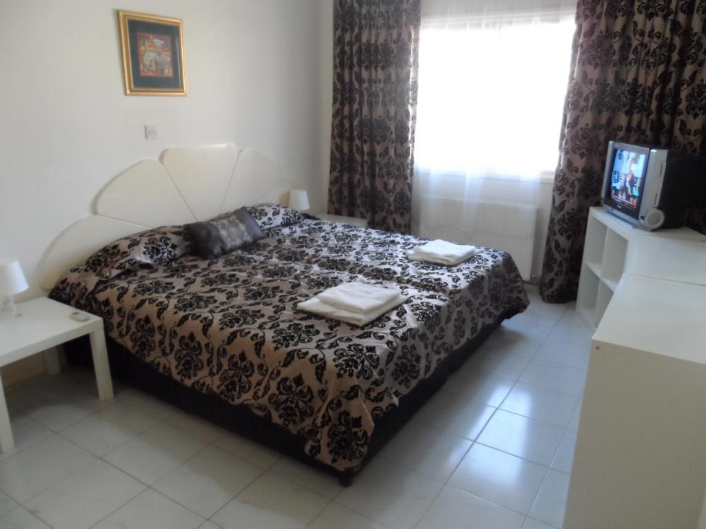 Geotanya Apartments Limassol Habitación foto