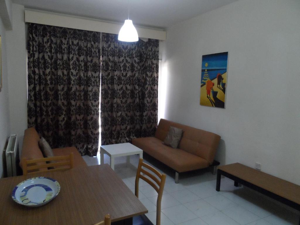 Geotanya Apartments Limassol Habitación foto